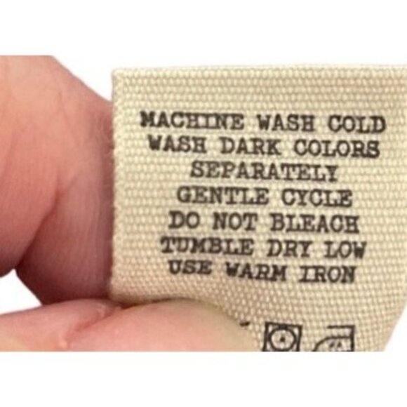 Buckle Gimmicks by BKE Women's Small Lace Blouse Purple Flutter Sleeve NEW - Picture 7 of 7